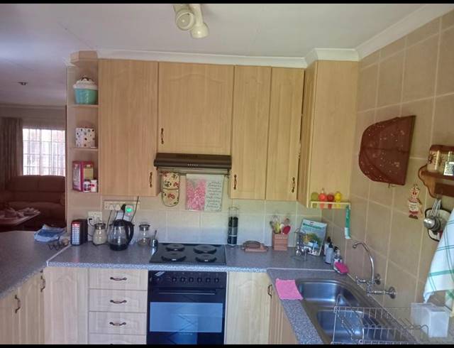 2 BEDROOM HOUSE FOR SALE IN WIERDA PARK